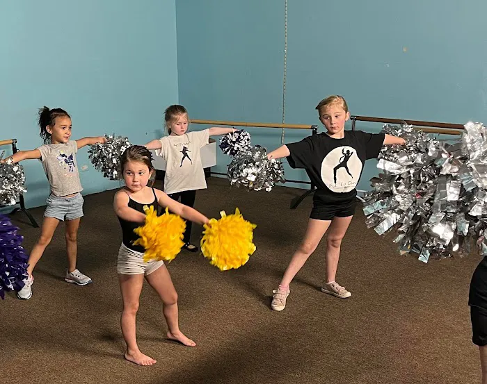Fit To Dance Studio Picture 2