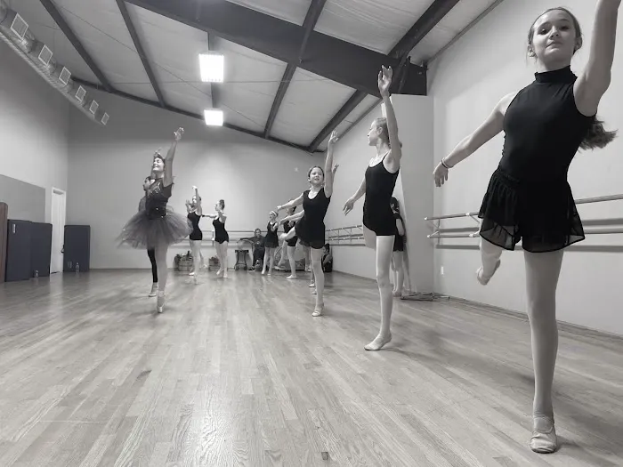 Backstage Dance Studio Picture 2