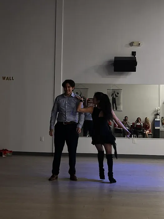 Fred Astaire Dance Studios - Richmond TX Picture 5