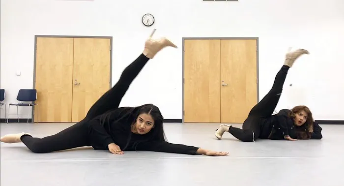 Umiverse Dance Studio Picture 7