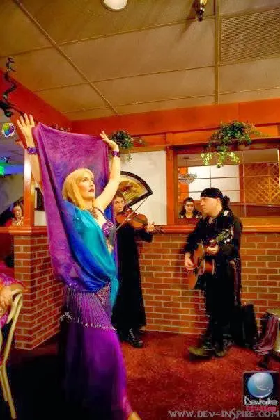 Nina Amaya, Belly Dancer Extraordinaire! Picture 2