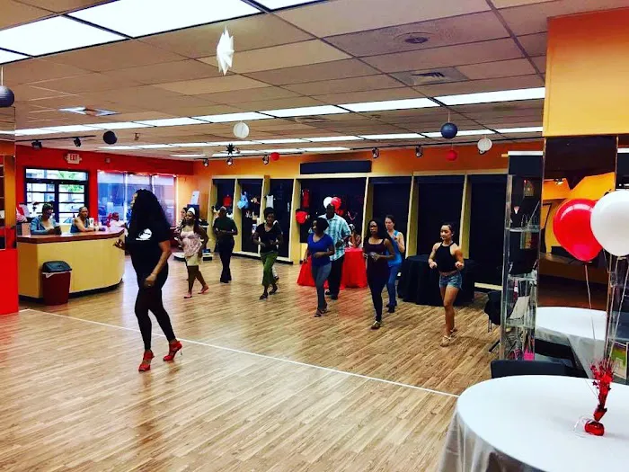 Dance & Artistic Expressions Studio Picture 1