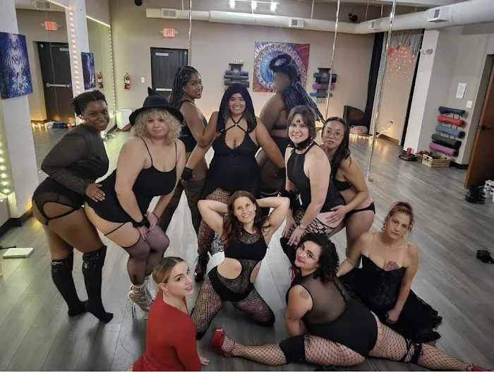 Yahyahlicious Divas Picture 1