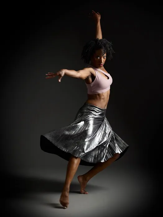 Full Circle Dance Company Picture 3