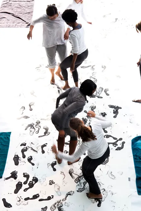 Full Circle Dance Company Picture 6