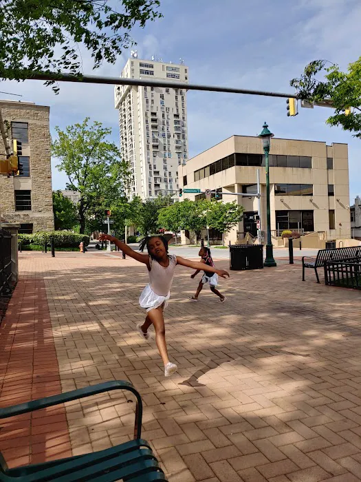 Anna Apicella School of Dance Picture 5