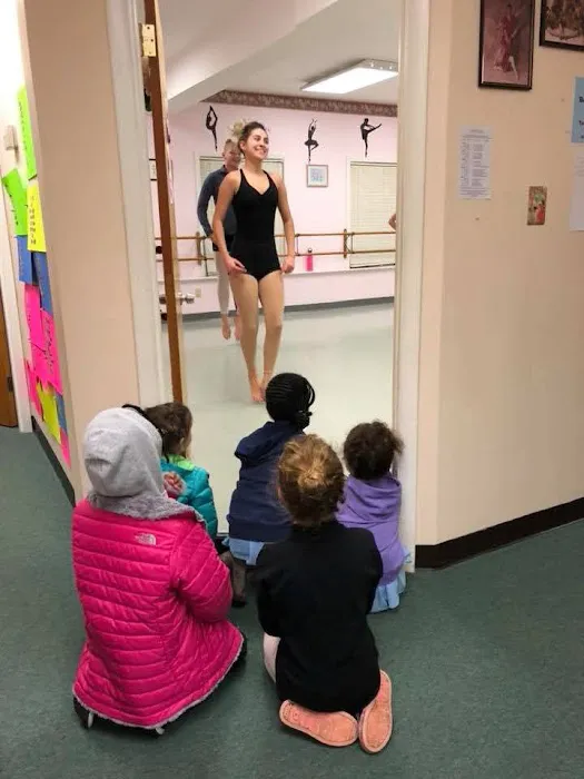 Carol Chesley's Studio-Dance Picture 3