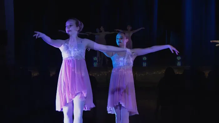 Forest Hill Dance Picture 8