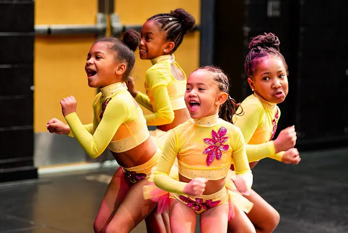 Star Makers Academy of Dance Picture 2