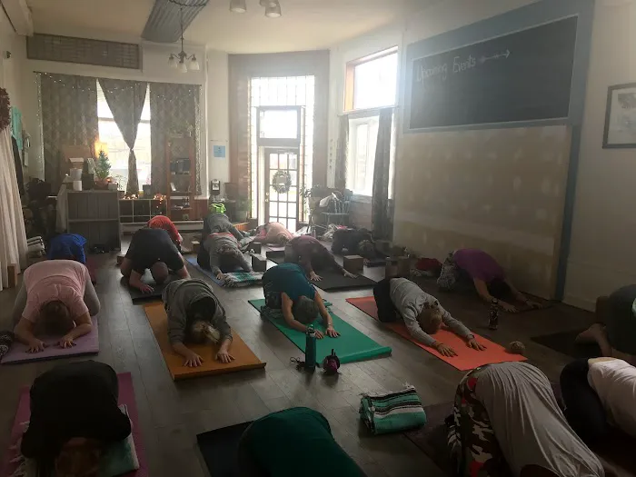 BeachBee Yoga, Dance, and SUP Picture 1