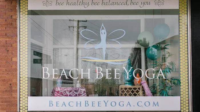 BeachBee Yoga, Dance, and SUP Picture 10