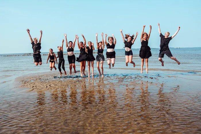 Step 1 Dance 2 Academy Picture 2