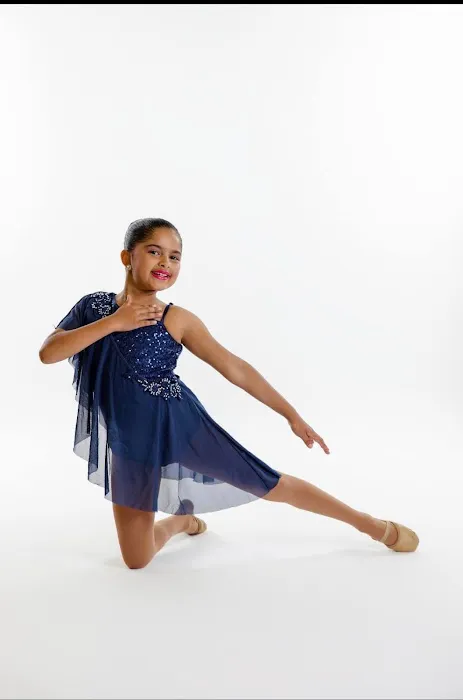 Illumination Dance Picture 1