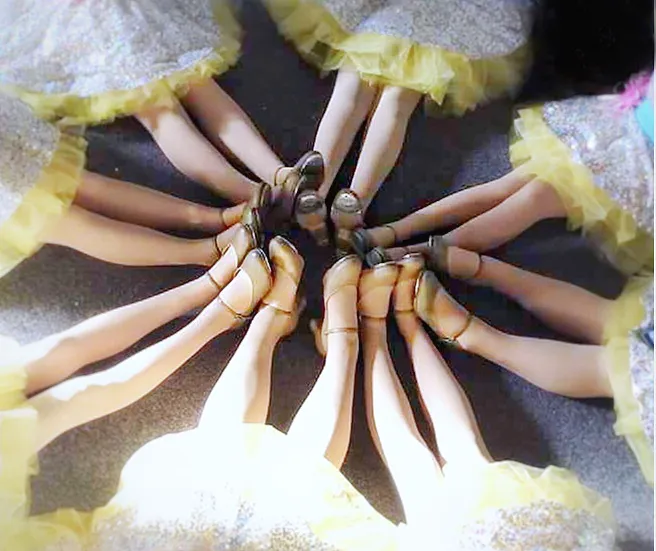 Victoria's Dance Stars Picture 5
