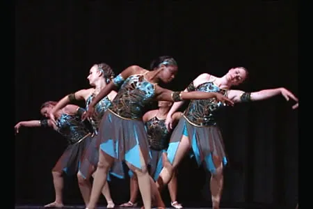 Victoria's Dance Stars Picture 6