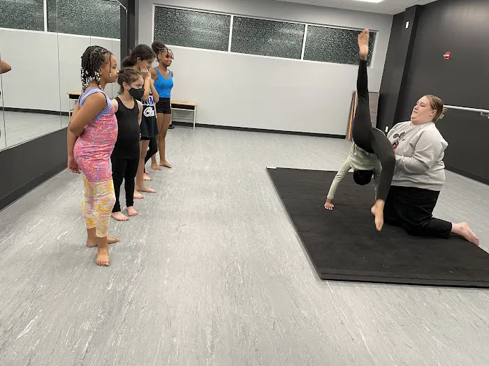Shay Fierce Dance Academy Picture 3