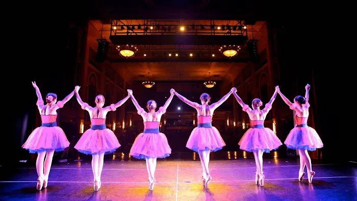 Dance Unlimited Picture 1