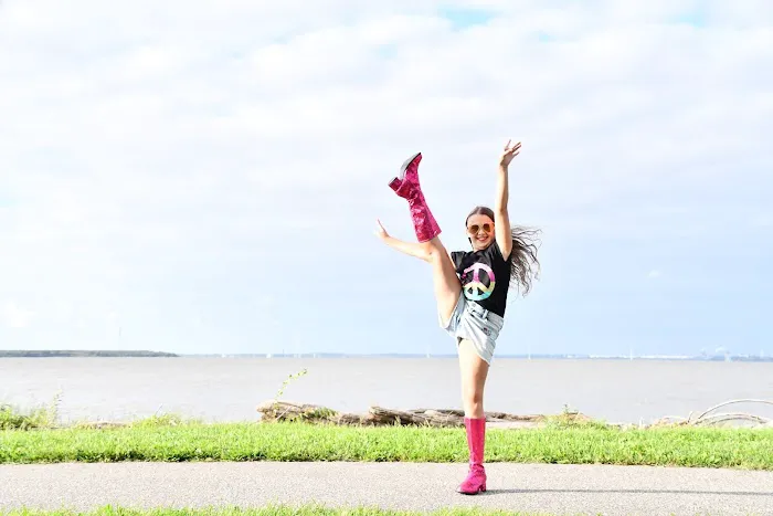 Stage Stars Dance and Acro Picture 5