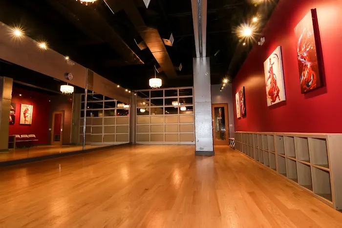 The Salsa With Silvia Dance Studio Picture 2