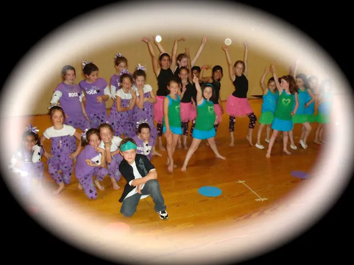 Two Left Feet® Dance Picture 9