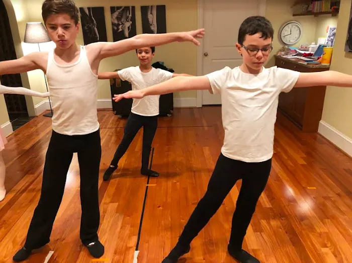 Attitude en Pointe LLC Picture 5