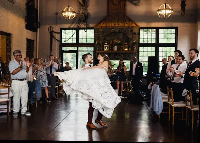 Chevy Chase Ballroom Dance Studio Picture 4