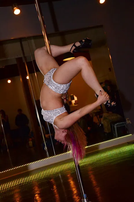 Hypnotic Pole Fitness Picture 5