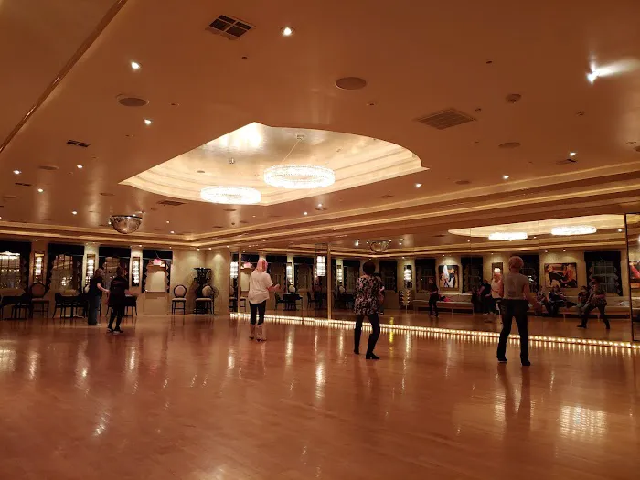 BlueBallRoom Dance Studio Picture 8