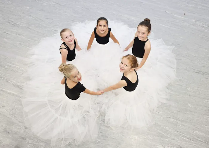 En Pointe Studio Picture 4