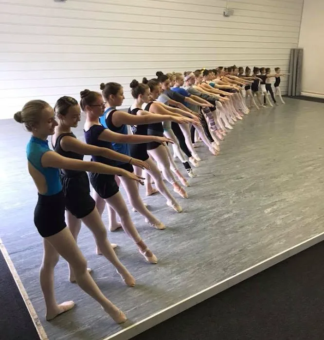 En Pointe Studio Picture 3