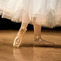 Tiny Dancers ico