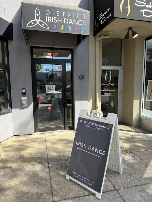 District Irish Dance Academy Picture 1
