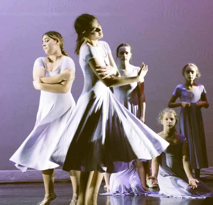 ExHaltt Performing Arts Academy Picture 6