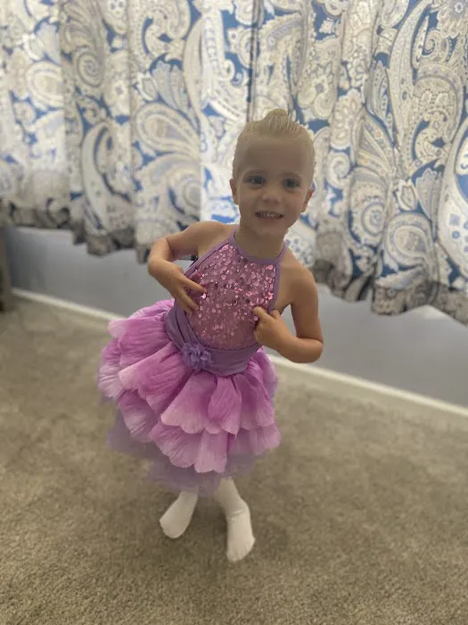 Pizzazz Dance Center Picture 10