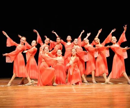 Stars on 9 Dance Center