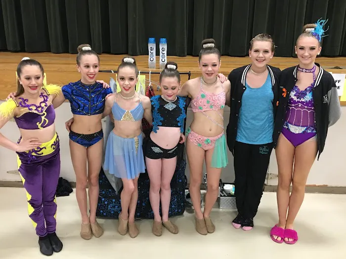 X Squad Dancers Picture 5