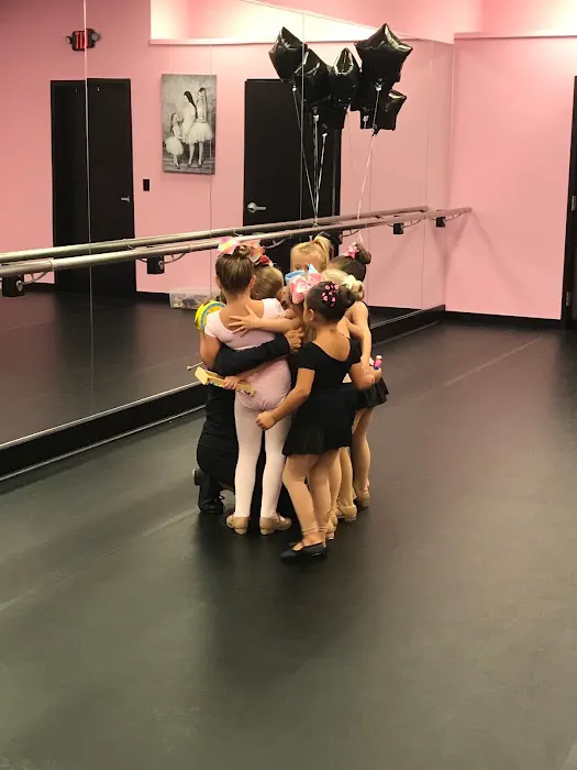 Cape May Dancers Picture 4