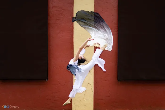 Xuejuan Dance Ensemble Picture 3