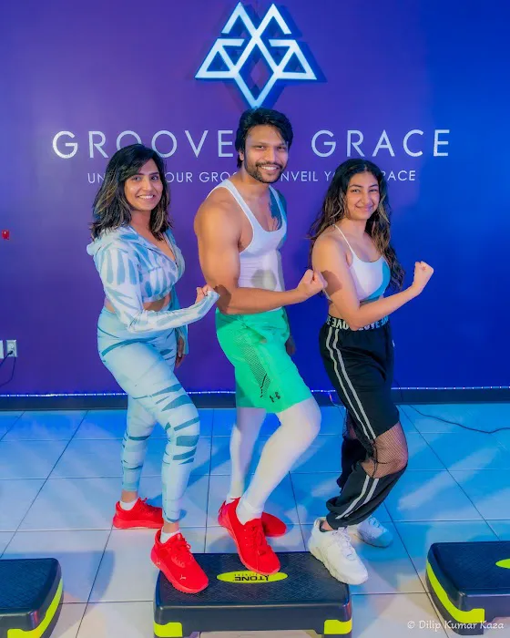 Groove N Grace Picture 8