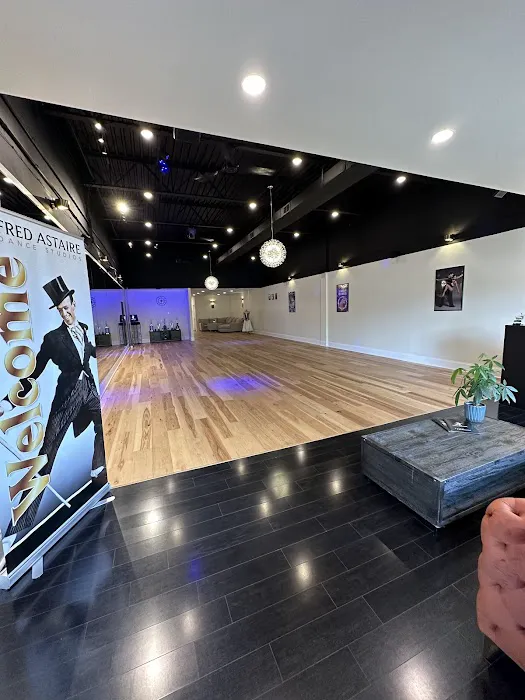 Fred Astaire Dance Studios Picture 3