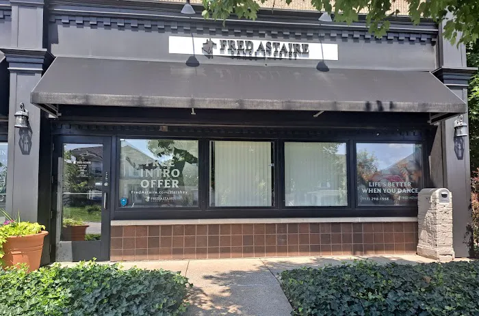 Fred Astaire Dance Studios Picture 6