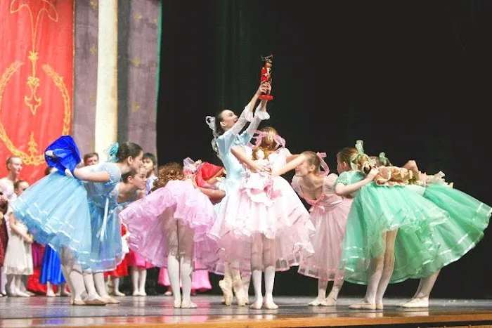 Ave Maria Academy of Ballet Picture 4