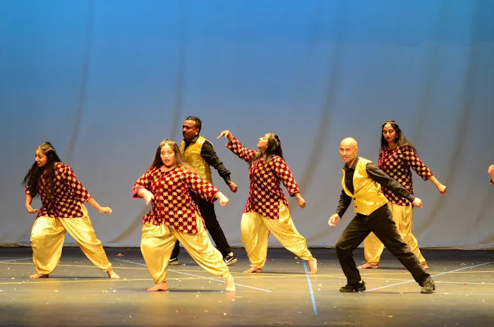 Studio Dhoom - Dance & Fitness Picture 3
