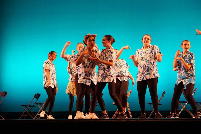 MR Dancing Picture 5