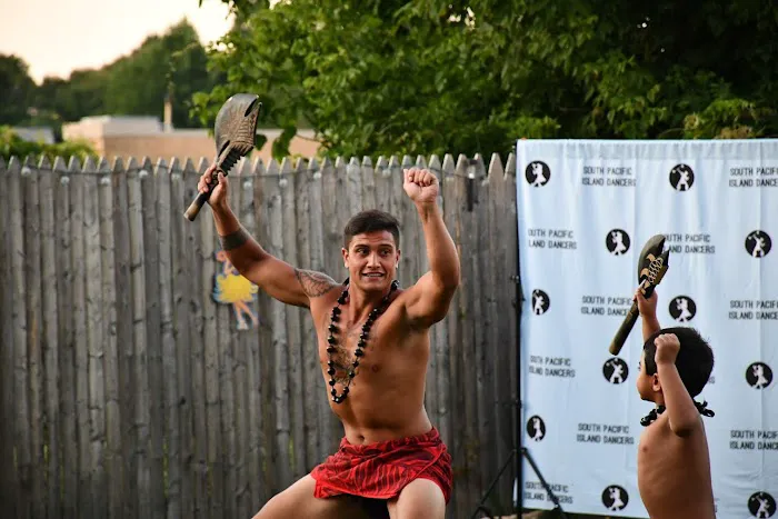 South Pacific Island Dancers Picture 9