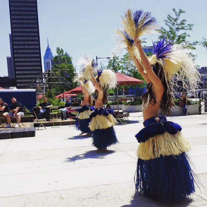 South Pacific Island Dancers Picture 4