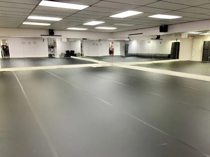 All That Jazz Dance Studio Picture 2