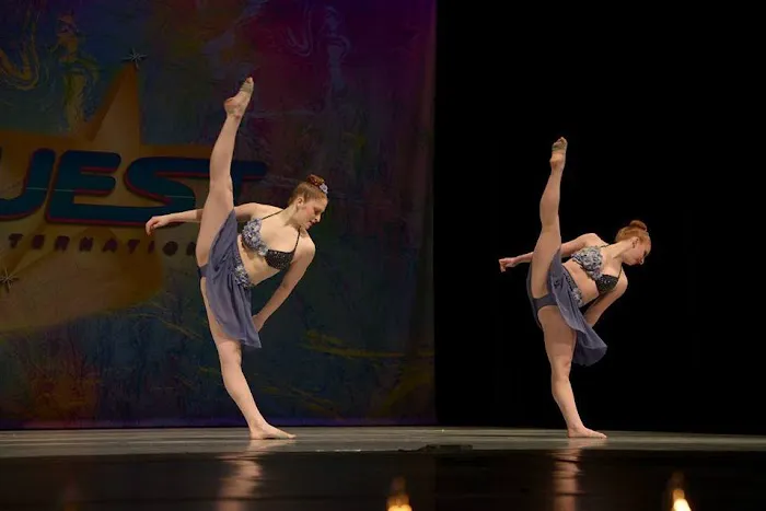 On Edge Movement Dance Studio Picture 10