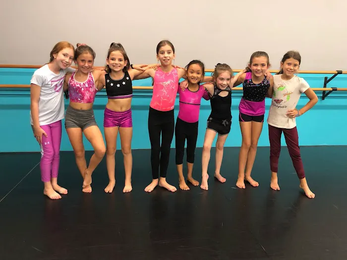 On Edge Movement Dance Studio Picture 6