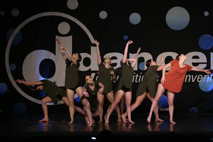Rising Star Dance Academy Picture 3